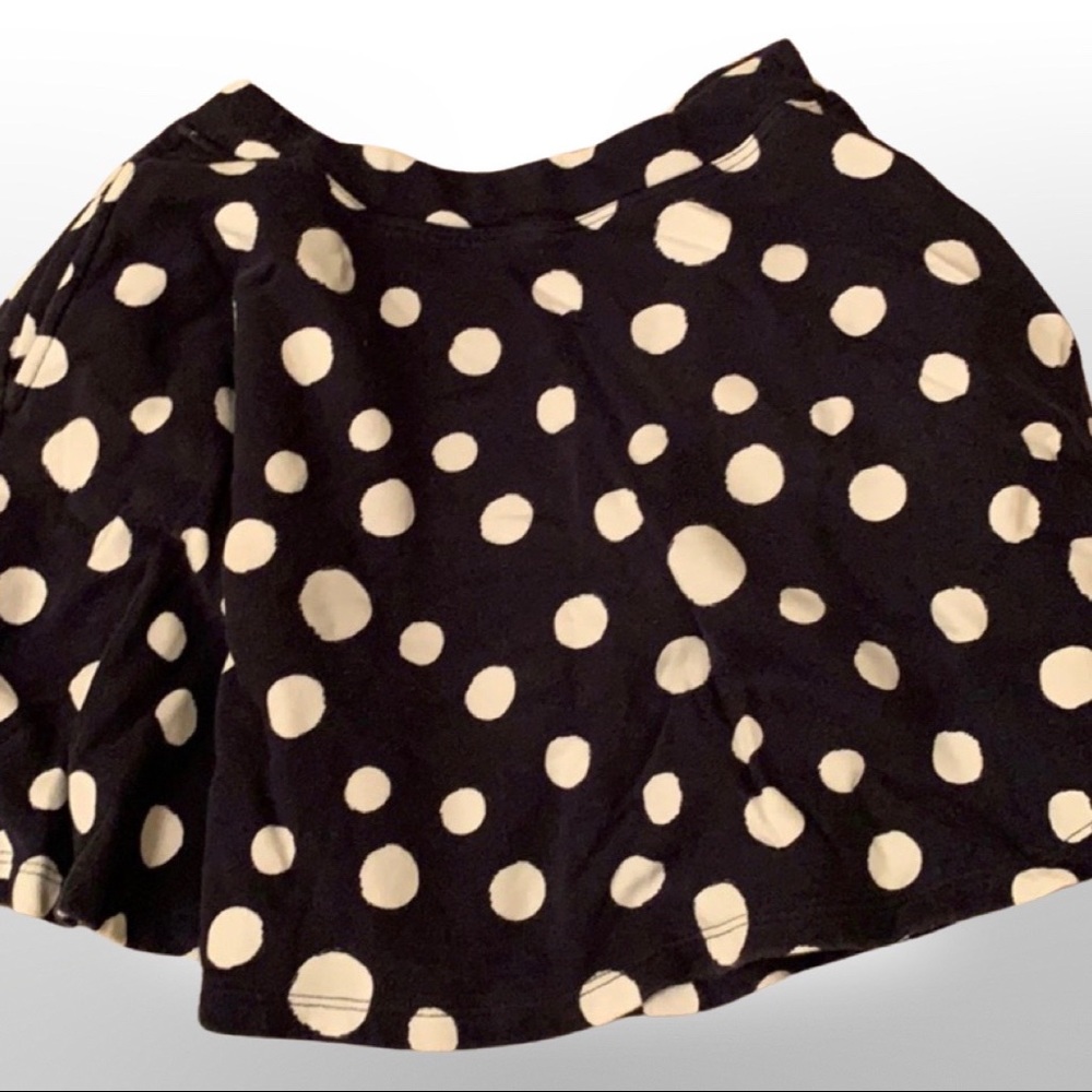 Girls Uniqlo Navy skirt with Polka dogs size L